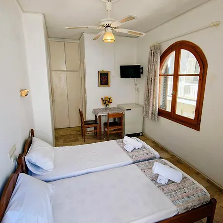 Achilleion-edipsos Hotel Loutra Edipsou (Evia)